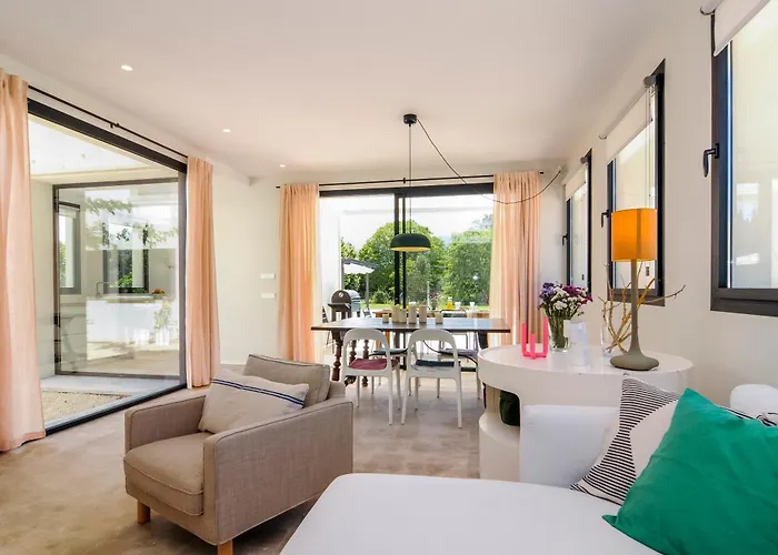 Hort Petit De Ternelles Villa